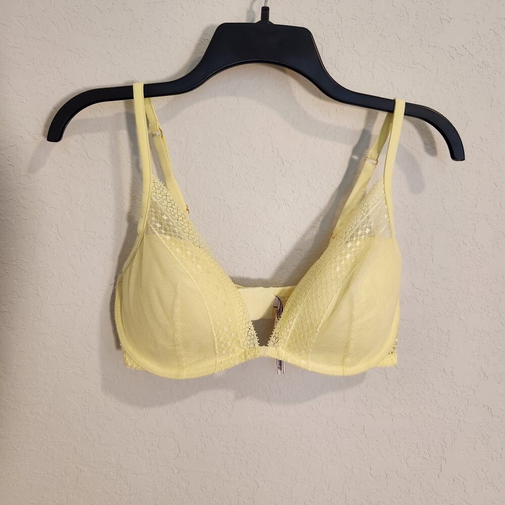 Victoria's Secret Mesh Floral Lace Incredible Plunge Bra - Bright Yellow - 34D